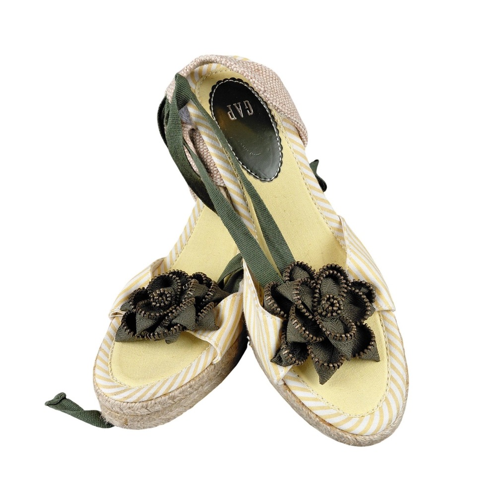 GAP Women Striped Espadrille Wedge Sandals with Flower‎ Detail Lace Up